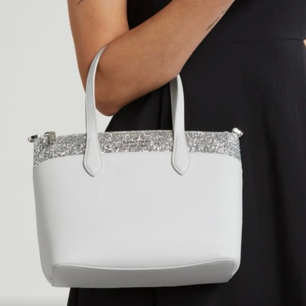 READ🌷🌷SAVE🌷🌷ALL KATE SPADE BAGS ARE 1/2 OFF TODAY SO BUNDLE AND SAVE!🌷🌷